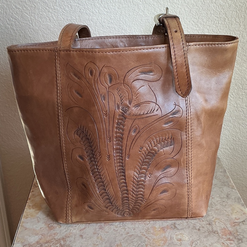 Force Ten Classic Embossed Leather Shoulder Tote Bag